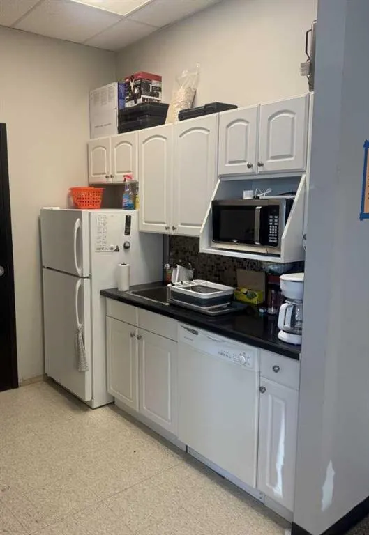 118 East Lake Boulevard #207