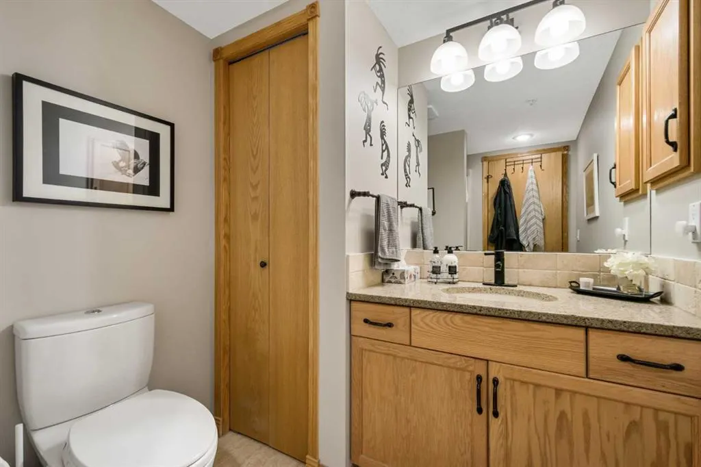 6868 Sierra Morena Boulevard SW #246