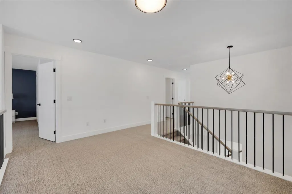 27 Heritage Close