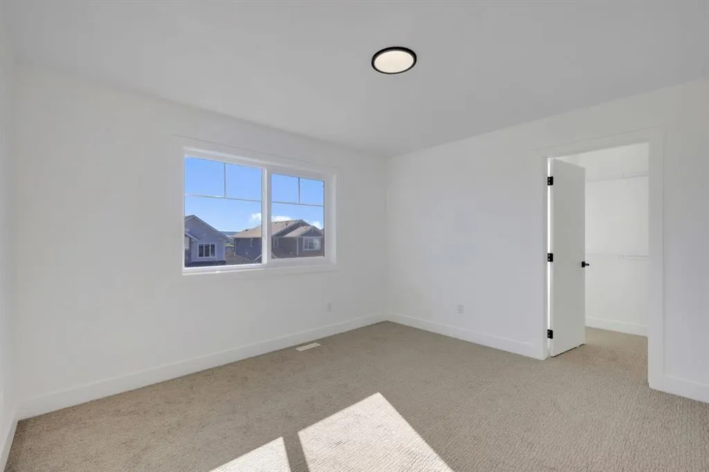 27 Heritage Close