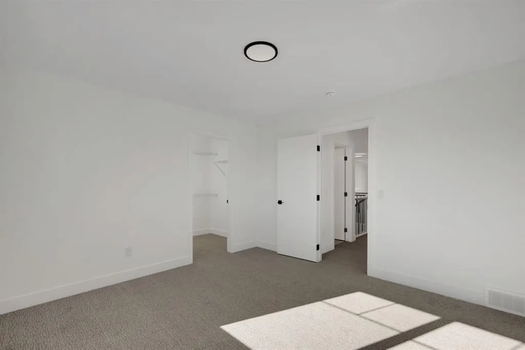 27 Heritage Close