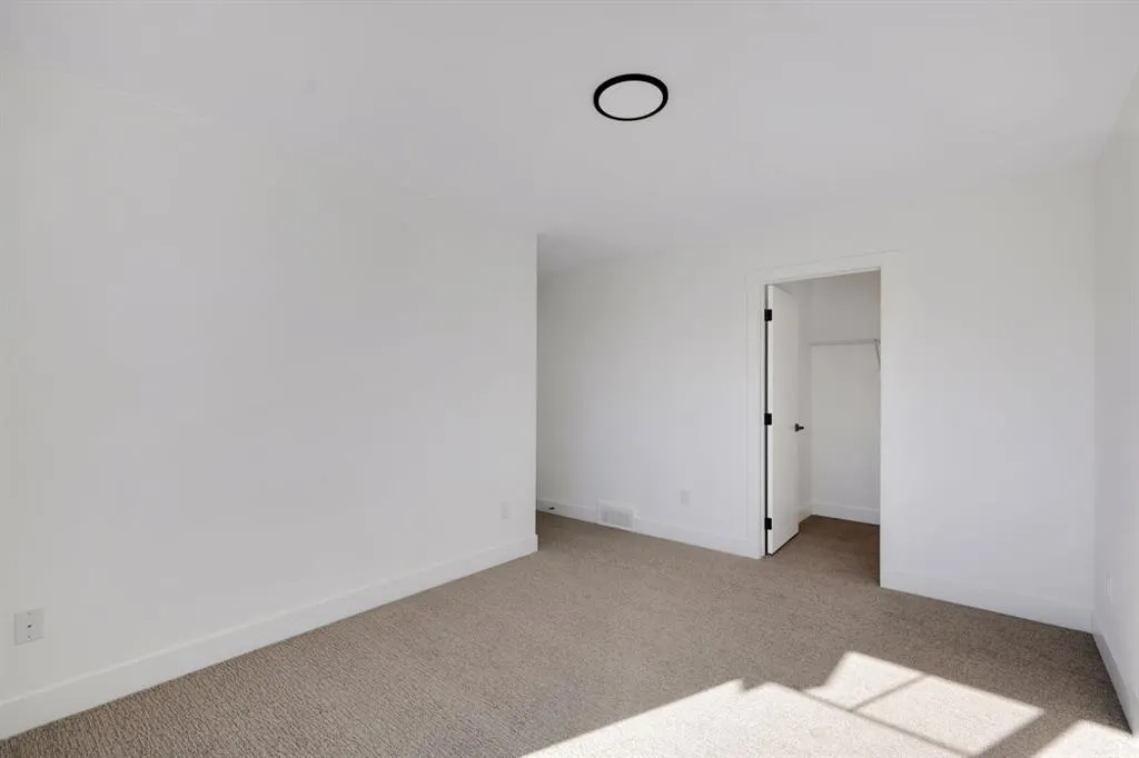 27 Heritage Close