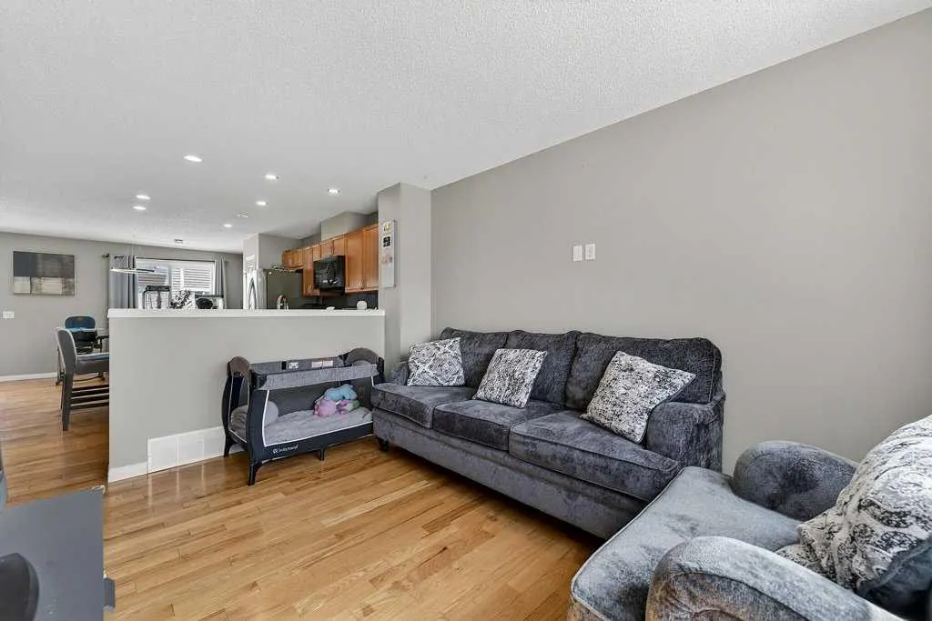 3031 New Brighton Gardens SE
