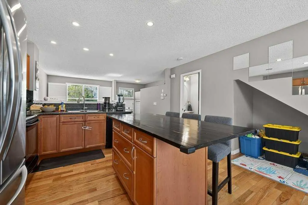 3031 New Brighton Gardens SE