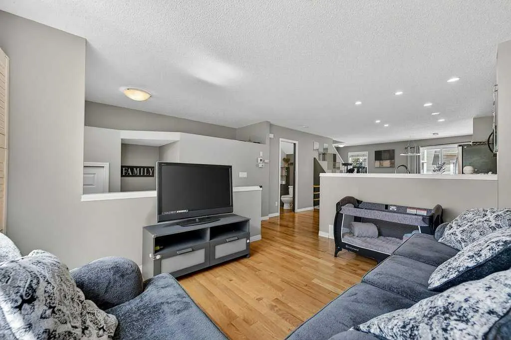 3031 New Brighton Gardens SE