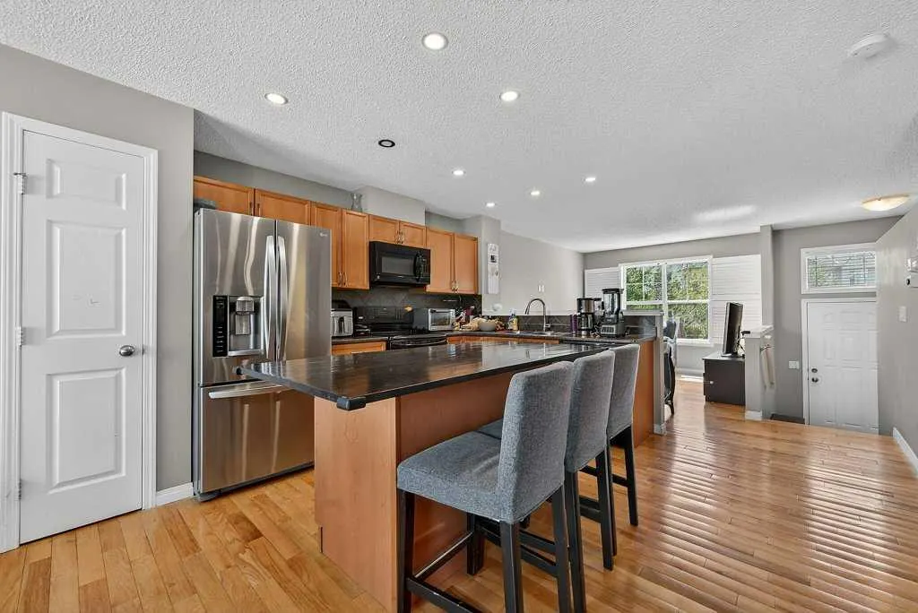 3031 New Brighton Gardens SE