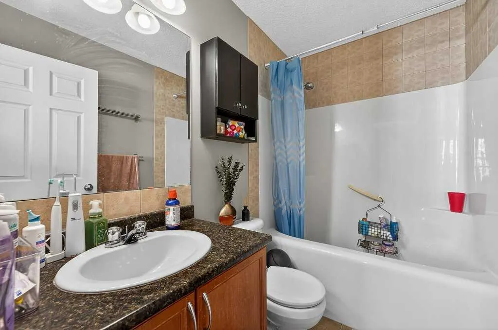 3031 New Brighton Gardens SE