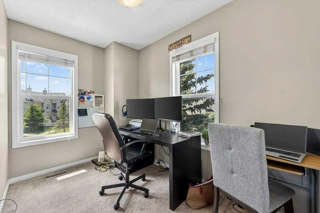 3031 New Brighton Gardens SE