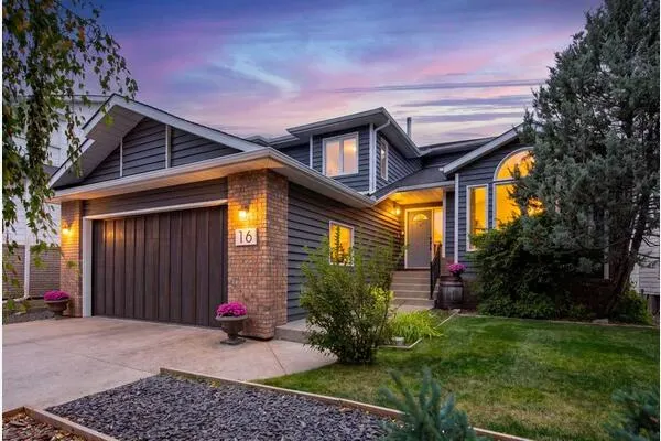 16 Evergreen Gardens SW