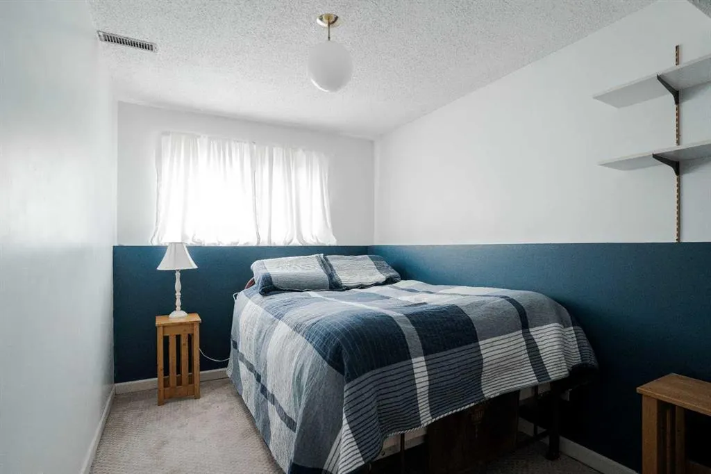 307 Cochrane Crescent