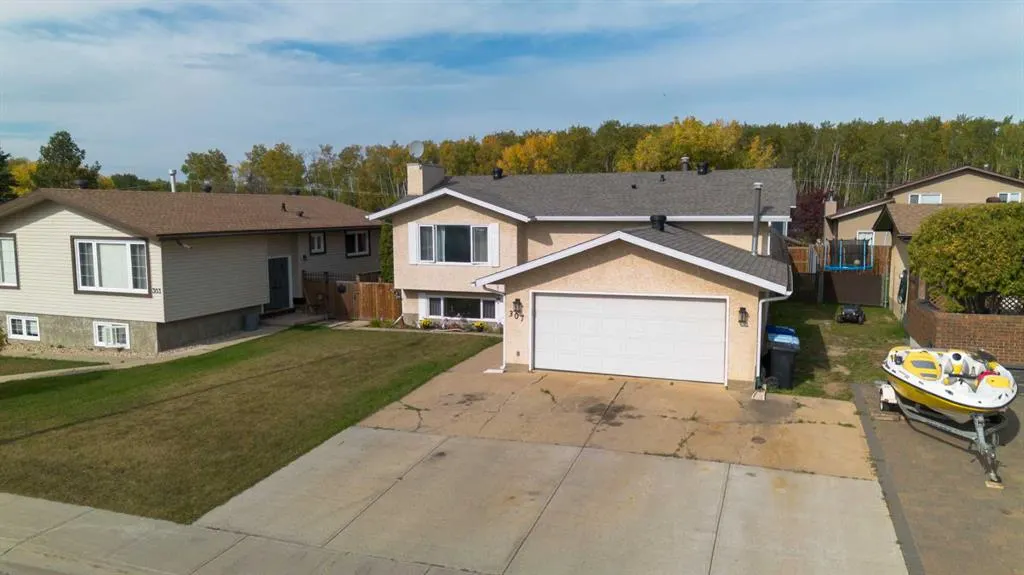 307 Cochrane Crescent