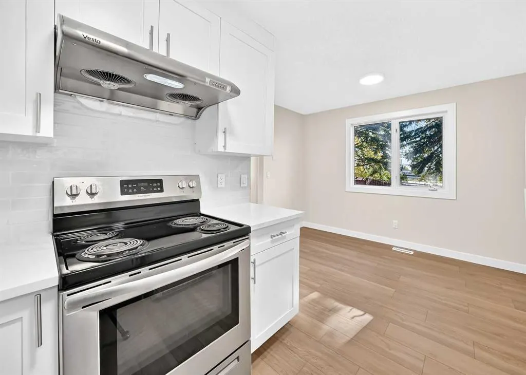 18 Dalhousie Crescent NW