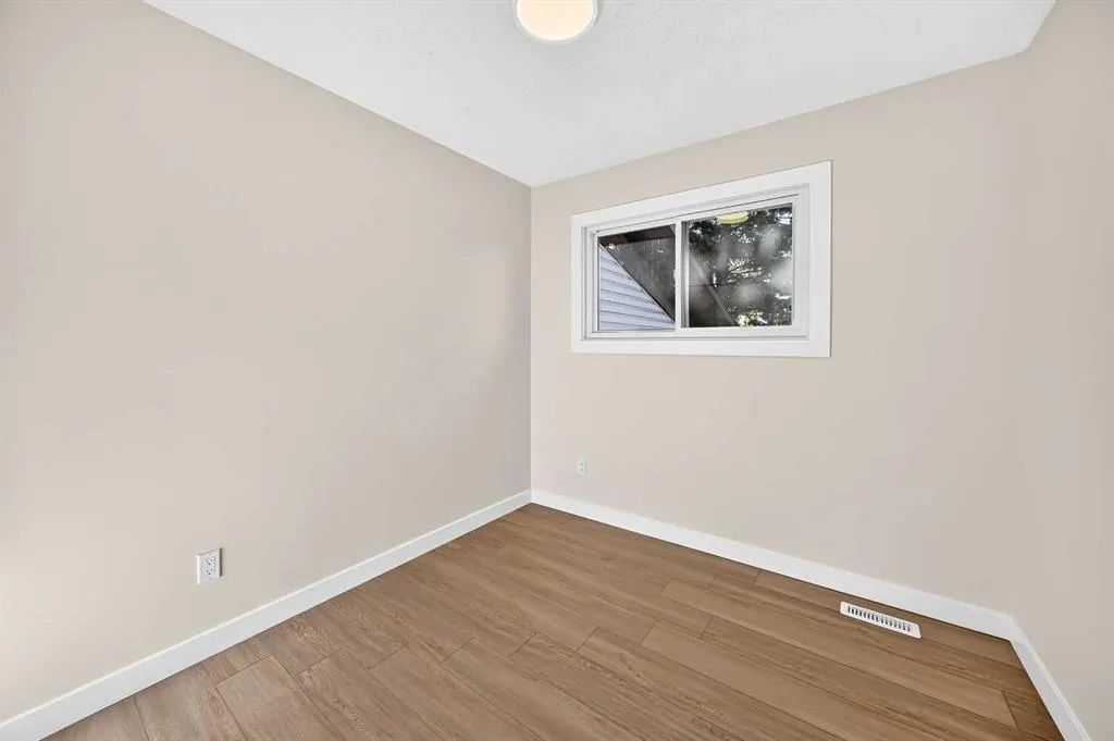 18 Dalhousie Crescent NW