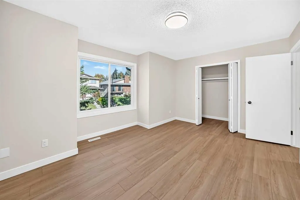 18 Dalhousie Crescent NW