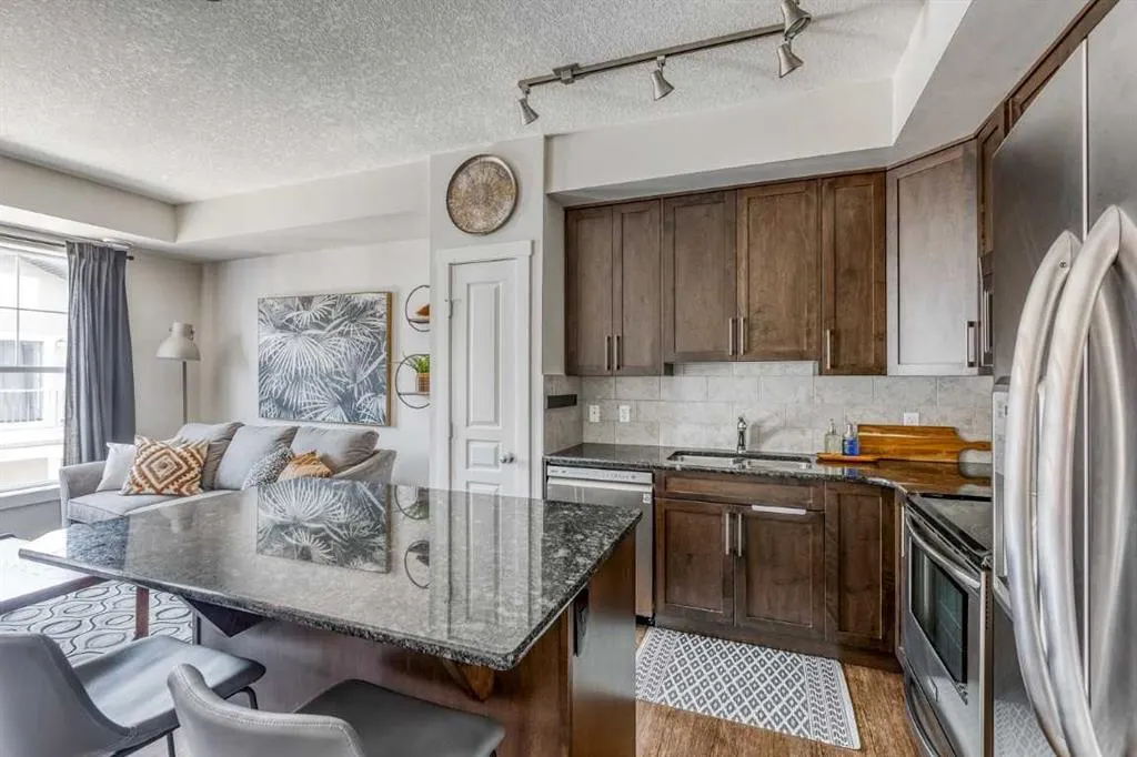 513 Cranford SE