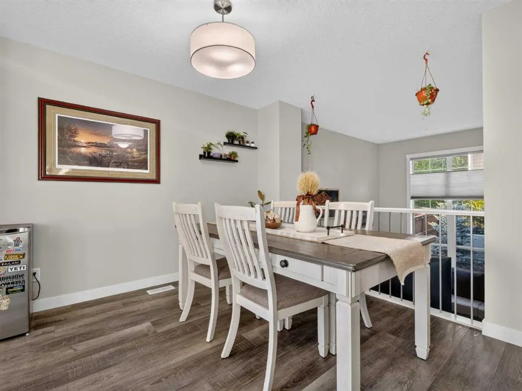 817 Cranbrook Walk SE