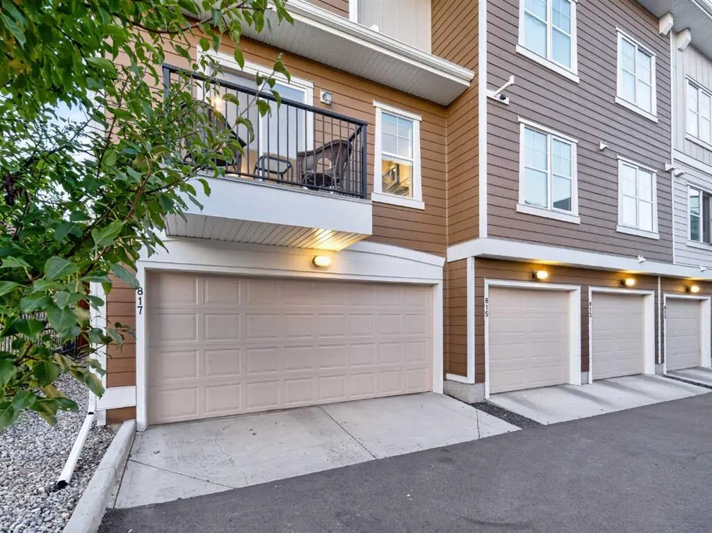 817 Cranbrook Walk SE