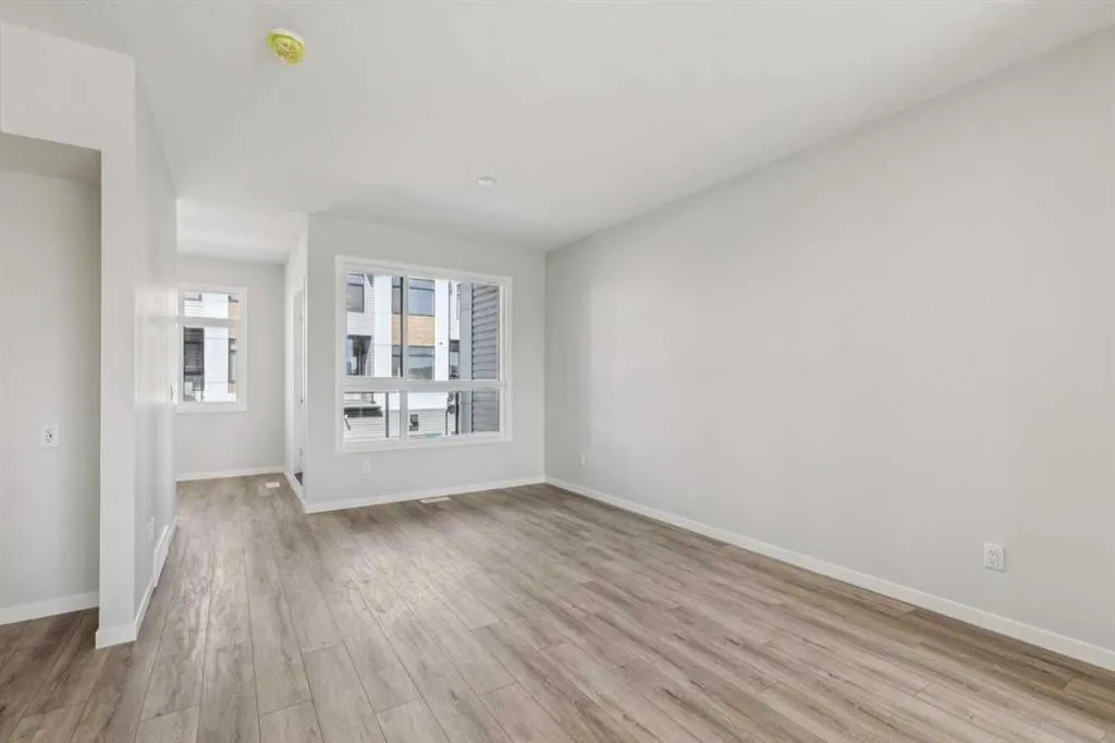 1350 Cornerstone Street NE #305