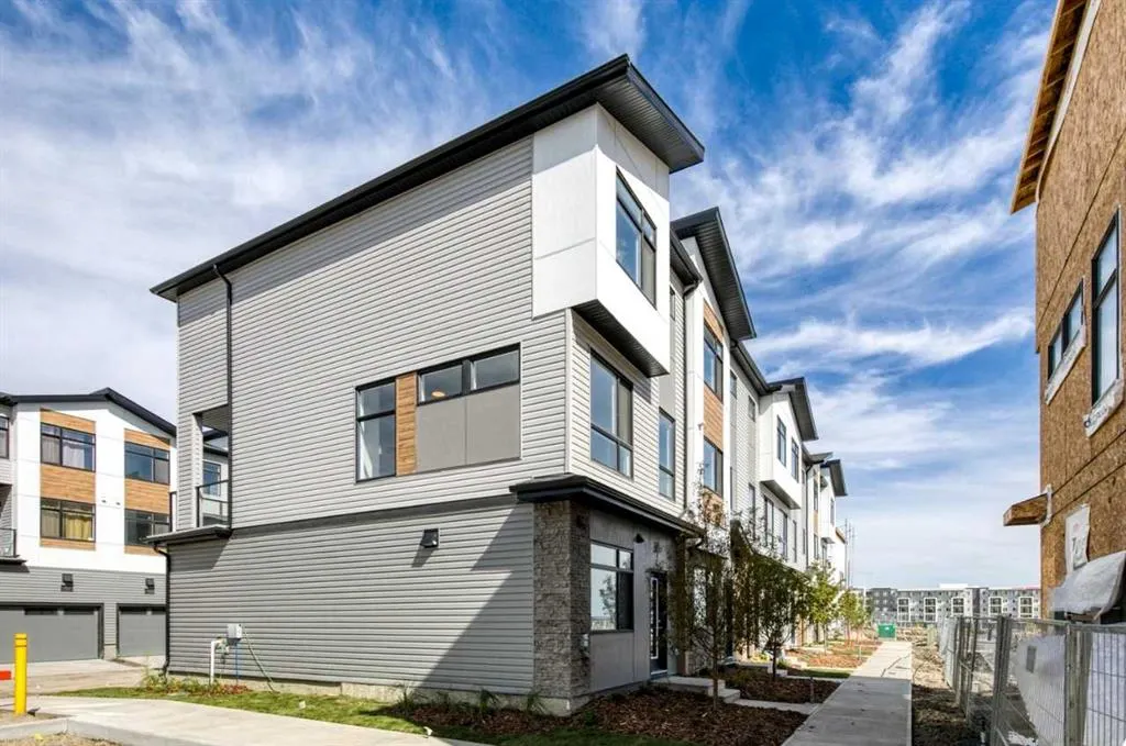 1350 Cornerstone Street NE #305