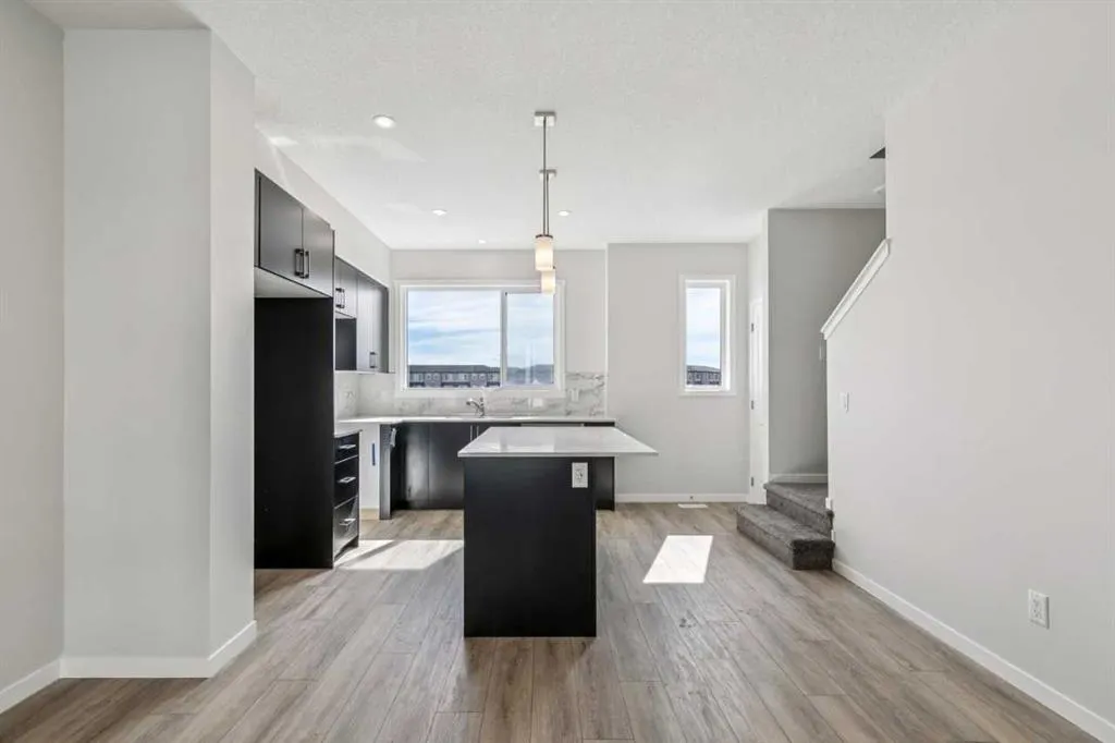 1350 Cornerstone Street NE #305