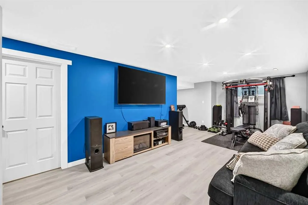 10 Reunion Grove NW
