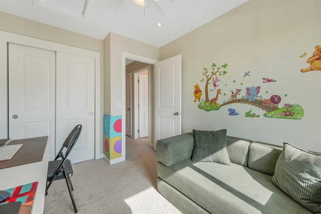 2802 KINGS HEIGHTS Gate SE #162