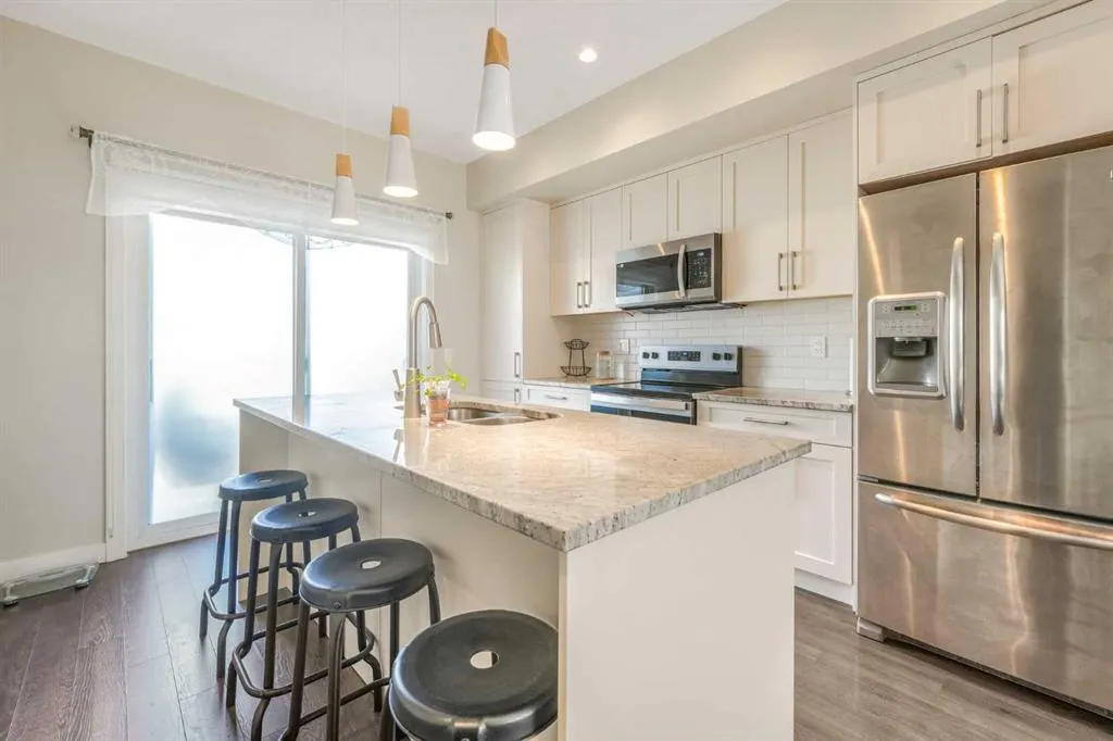 2802 KINGS HEIGHTS Gate SE #162