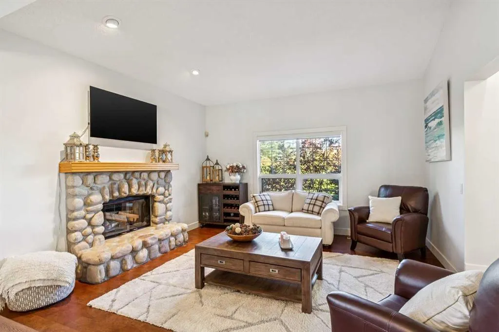 79 Country Lane