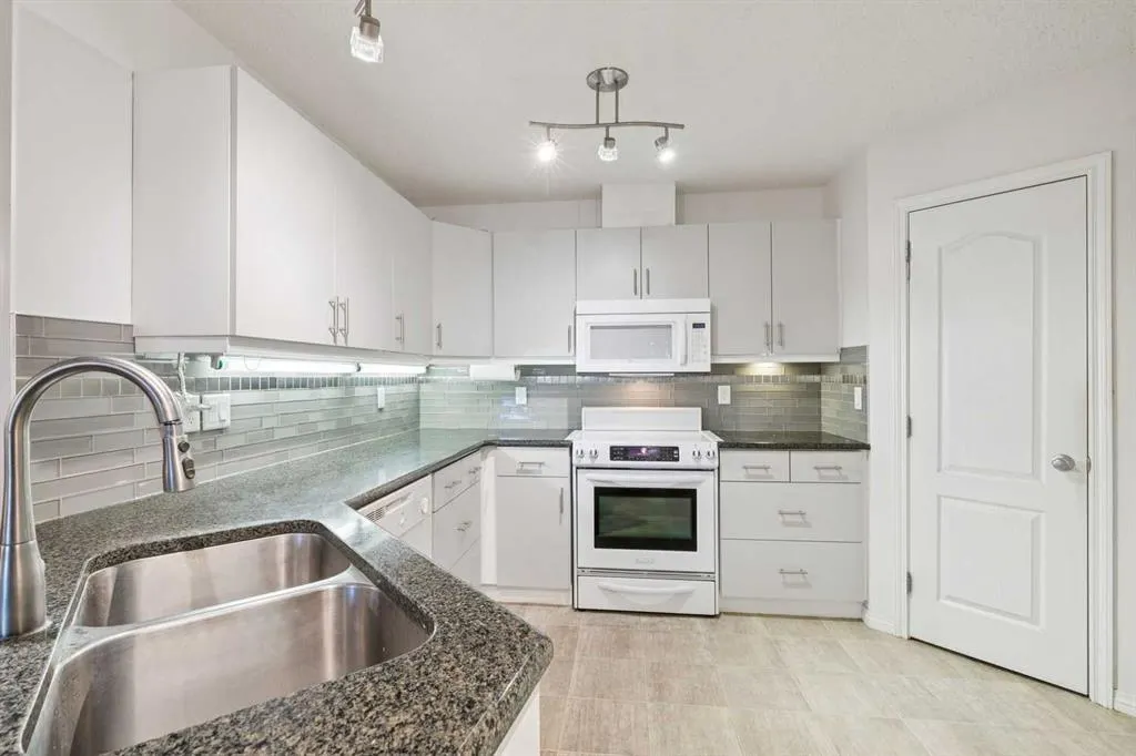 4507 45 Street #209