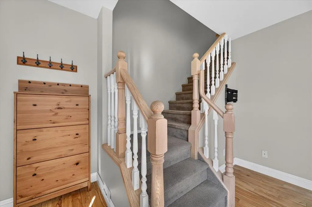 262 Killarney Glen Court SW