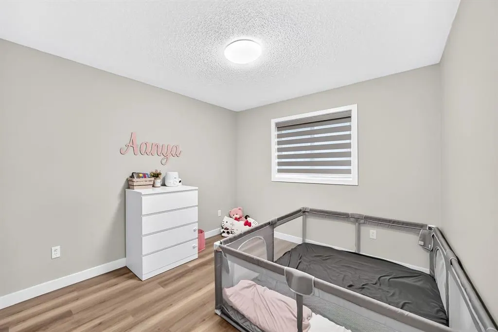 793 Luxstone Landing