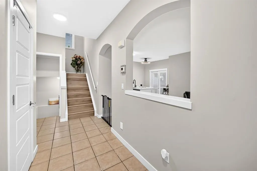793 Luxstone Landing