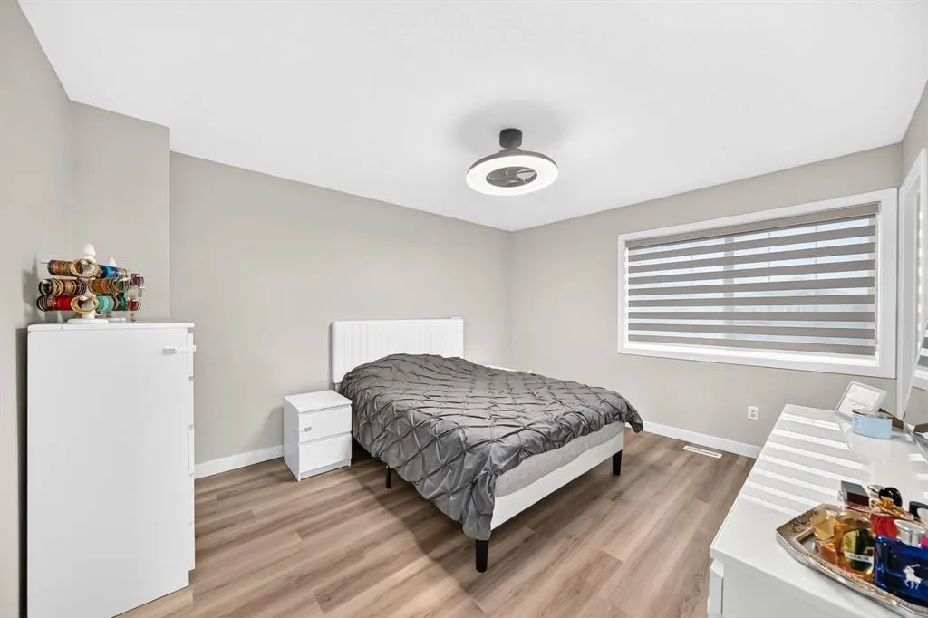 793 Luxstone Landing