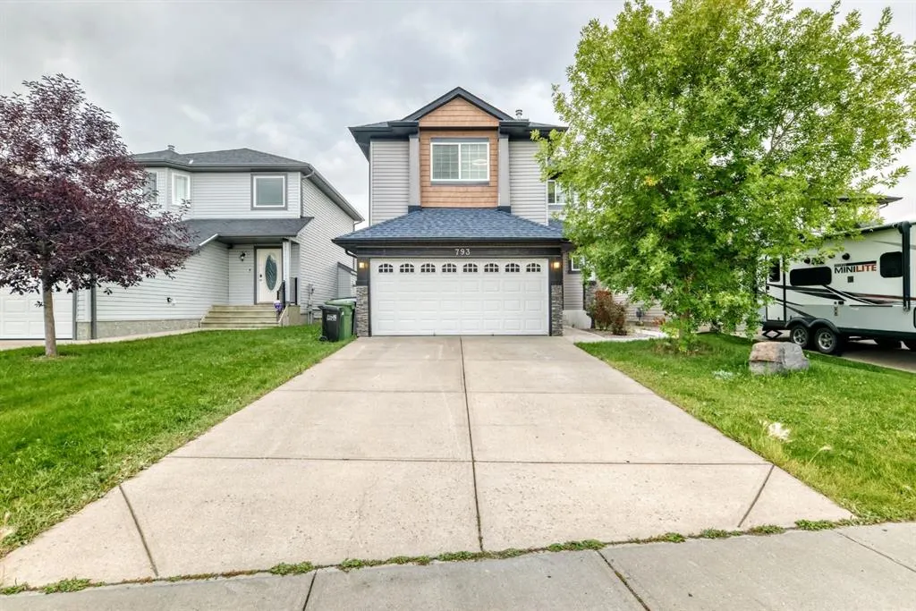 793 Luxstone Landing