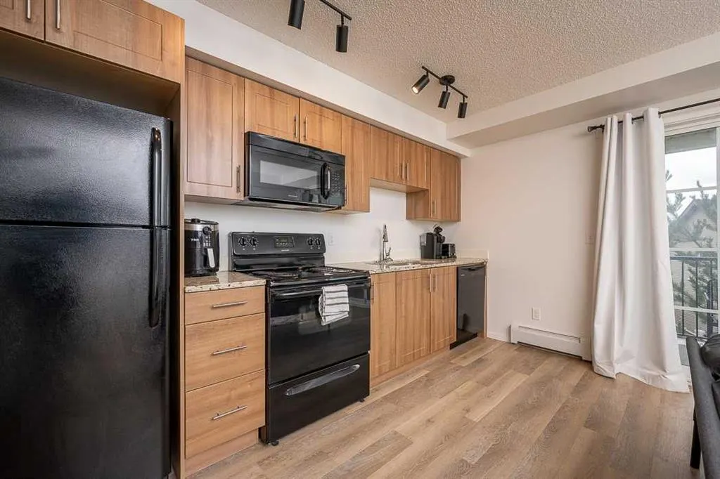 755 Copperpond Boulevard SE #4303