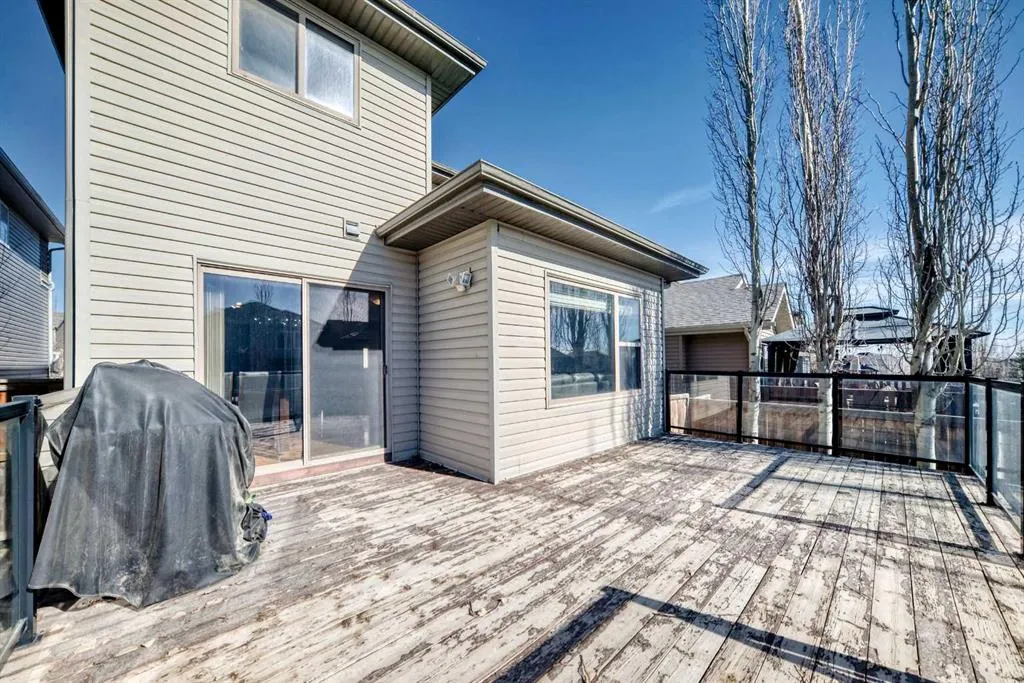 136 Sage Valley Drive NW