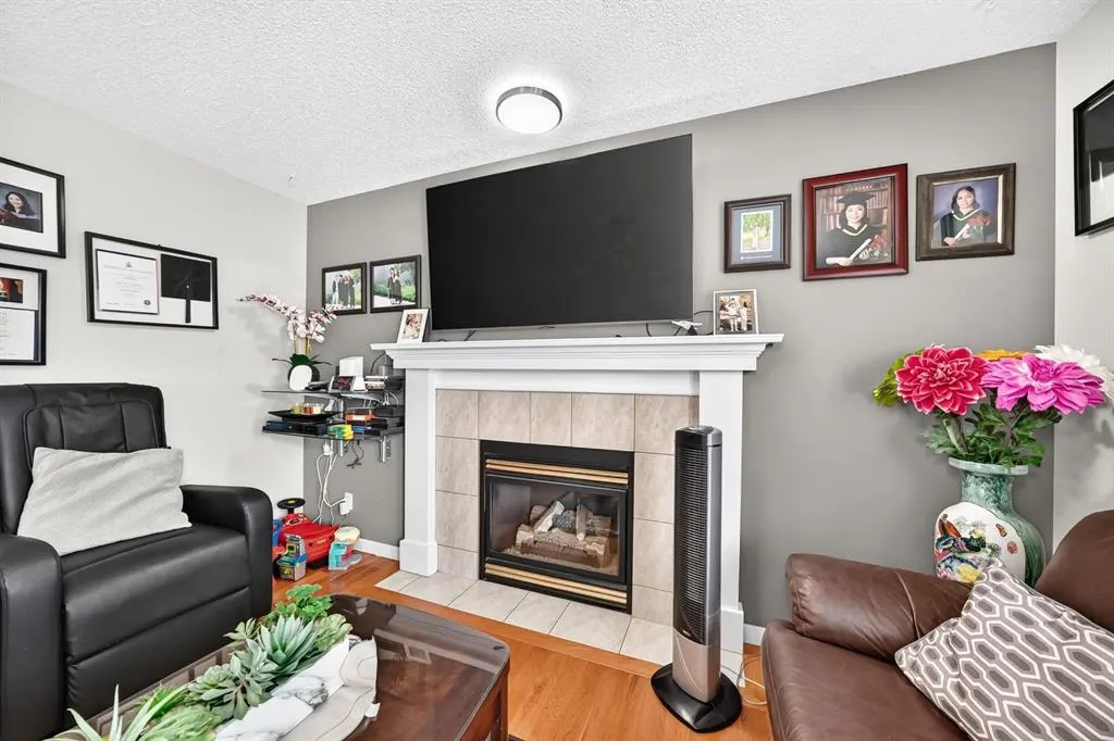 159 Erin Grove SE