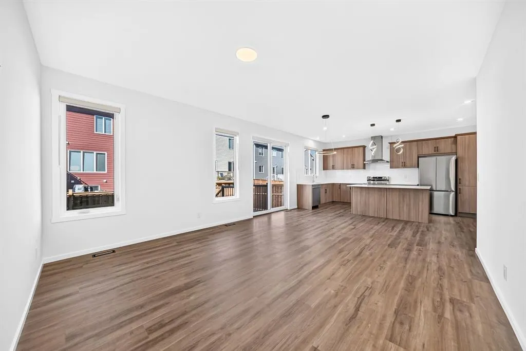 118 Yorkstone Villas SW