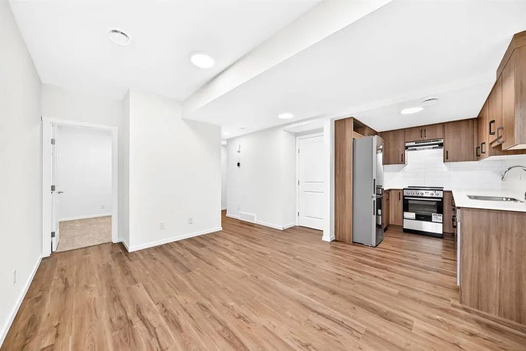 118 Yorkstone Villas SW