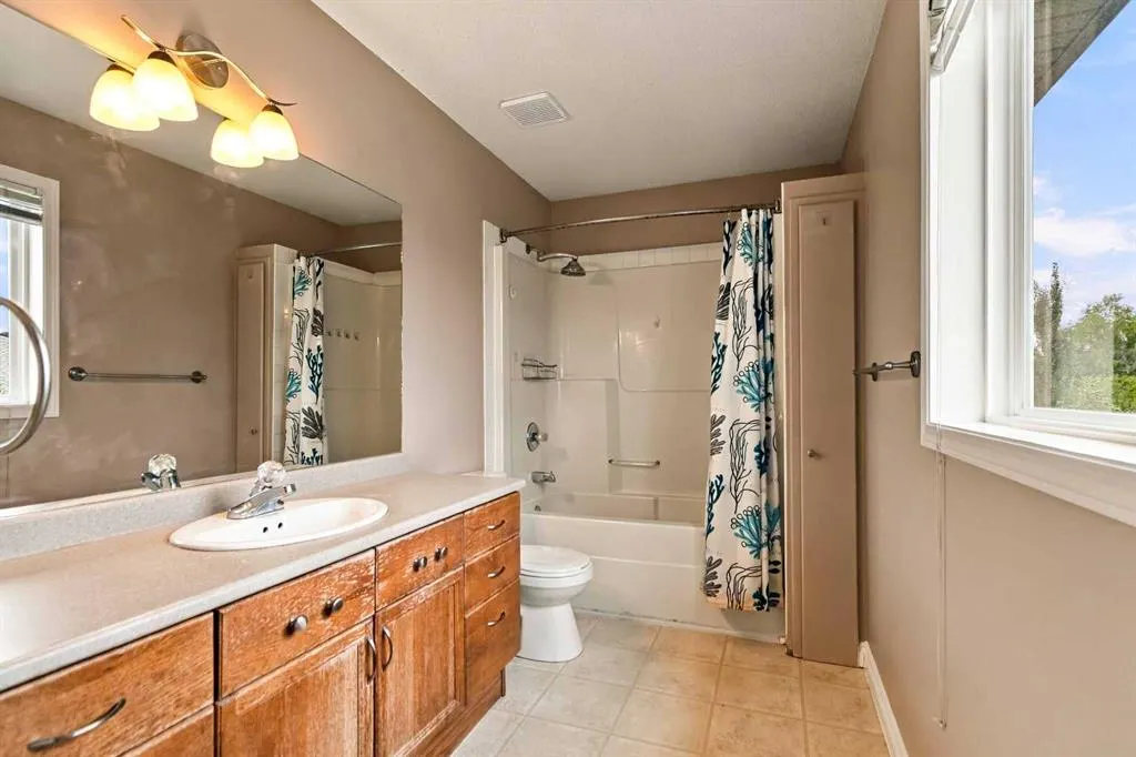 145 Brebeuf Crescent