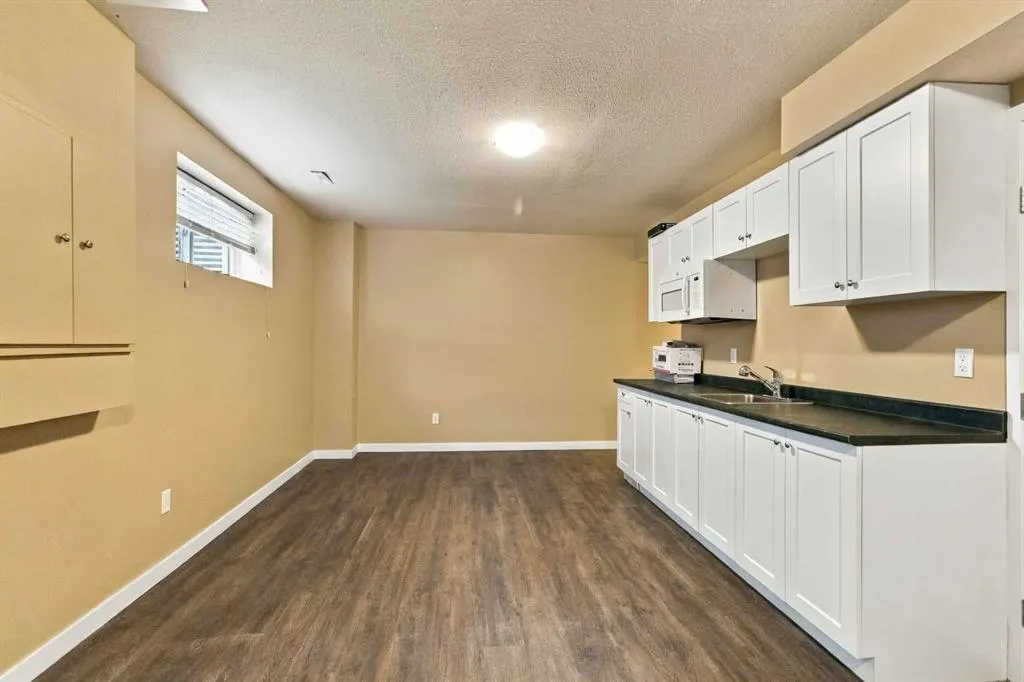 145 Brebeuf Crescent