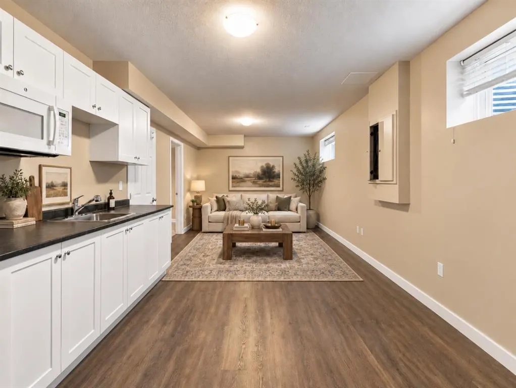 145 Brebeuf Crescent