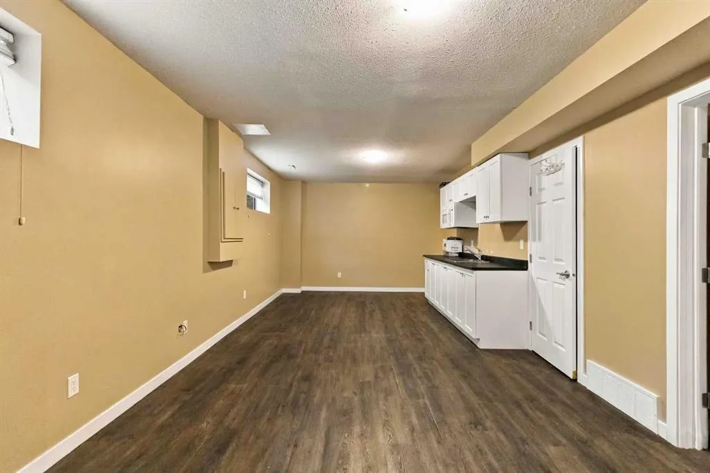 145 Brebeuf Crescent