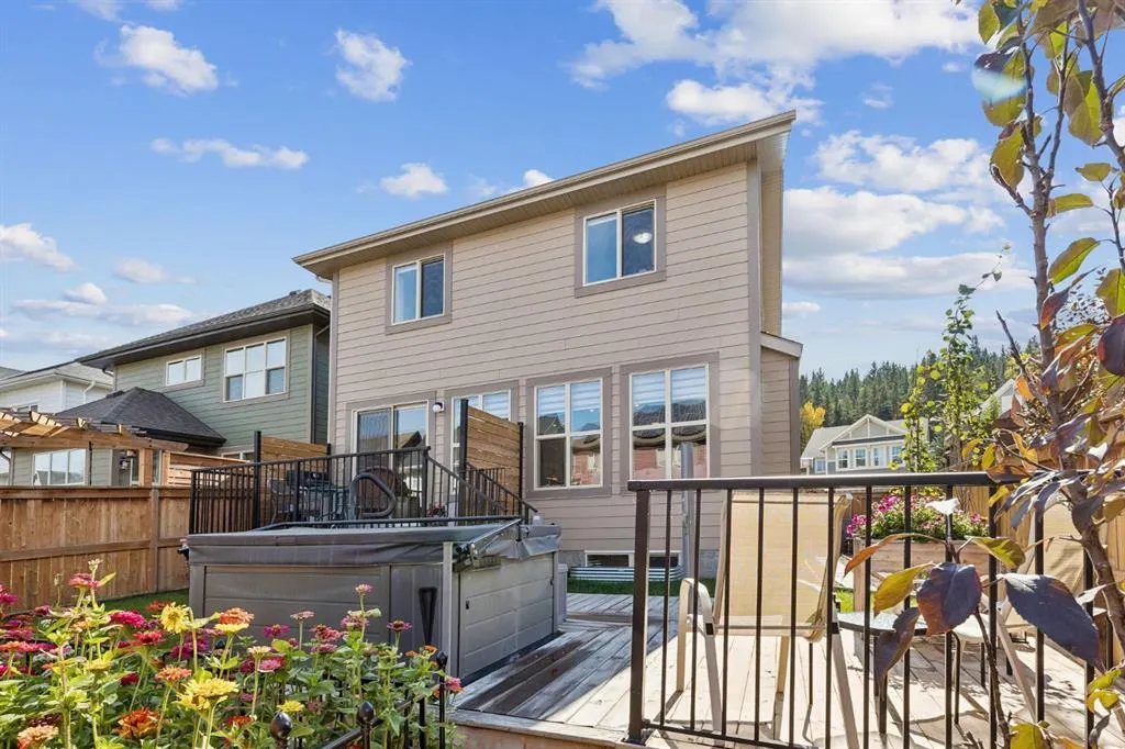 264 Riviera Way