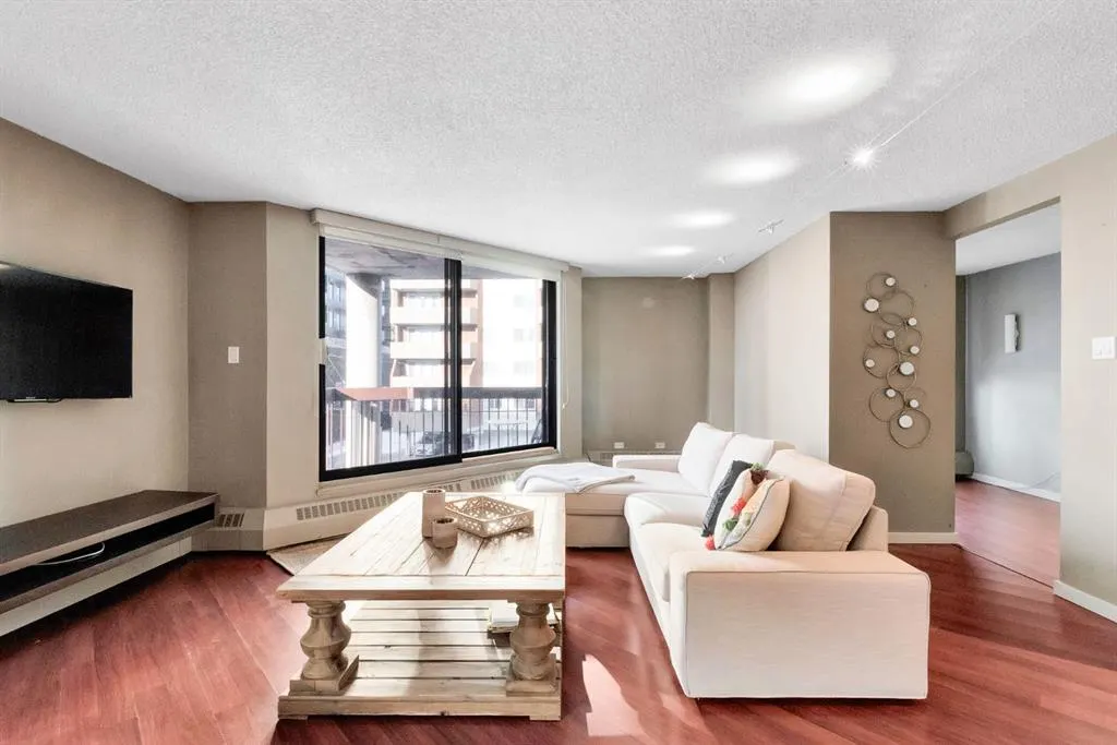 1304 15 Avenue SW #340