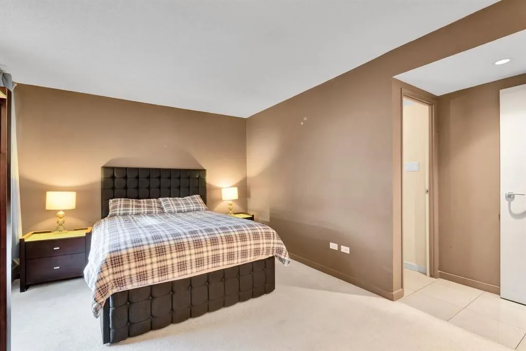 1304 15 Avenue SW #340