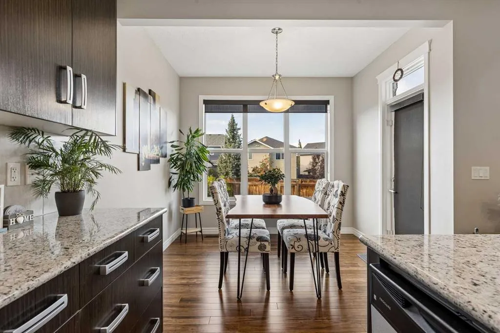 36 Sage Berry Link NW