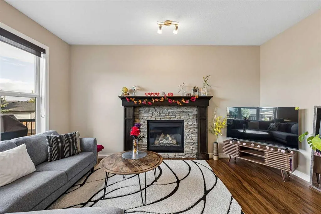 36 Sage Berry Link NW