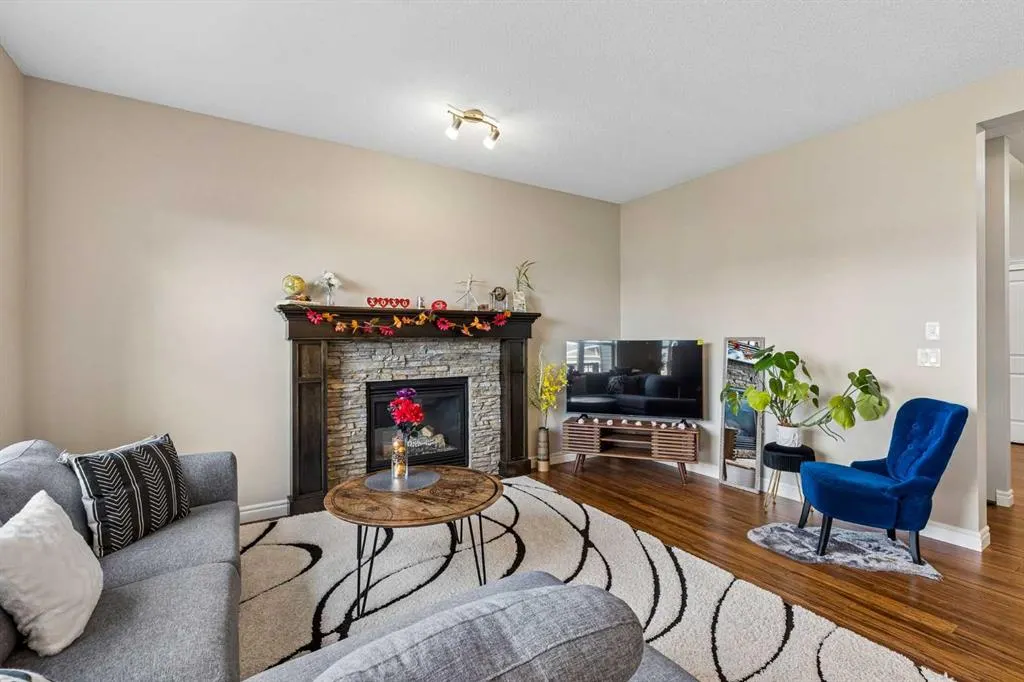 36 Sage Berry Link NW
