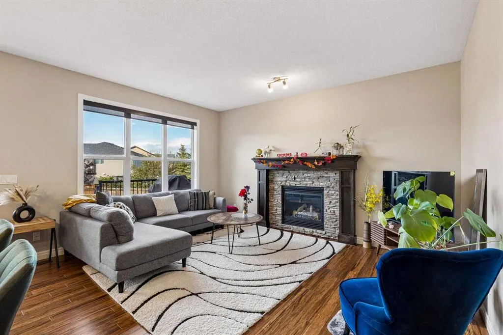 36 Sage Berry Link NW